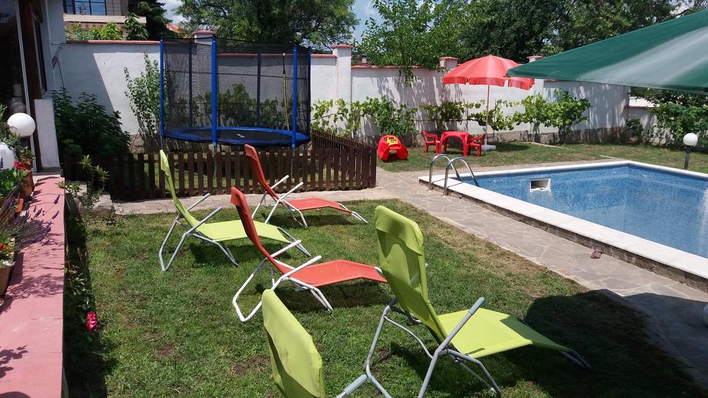 Villa Lucy Varna Exterior foto